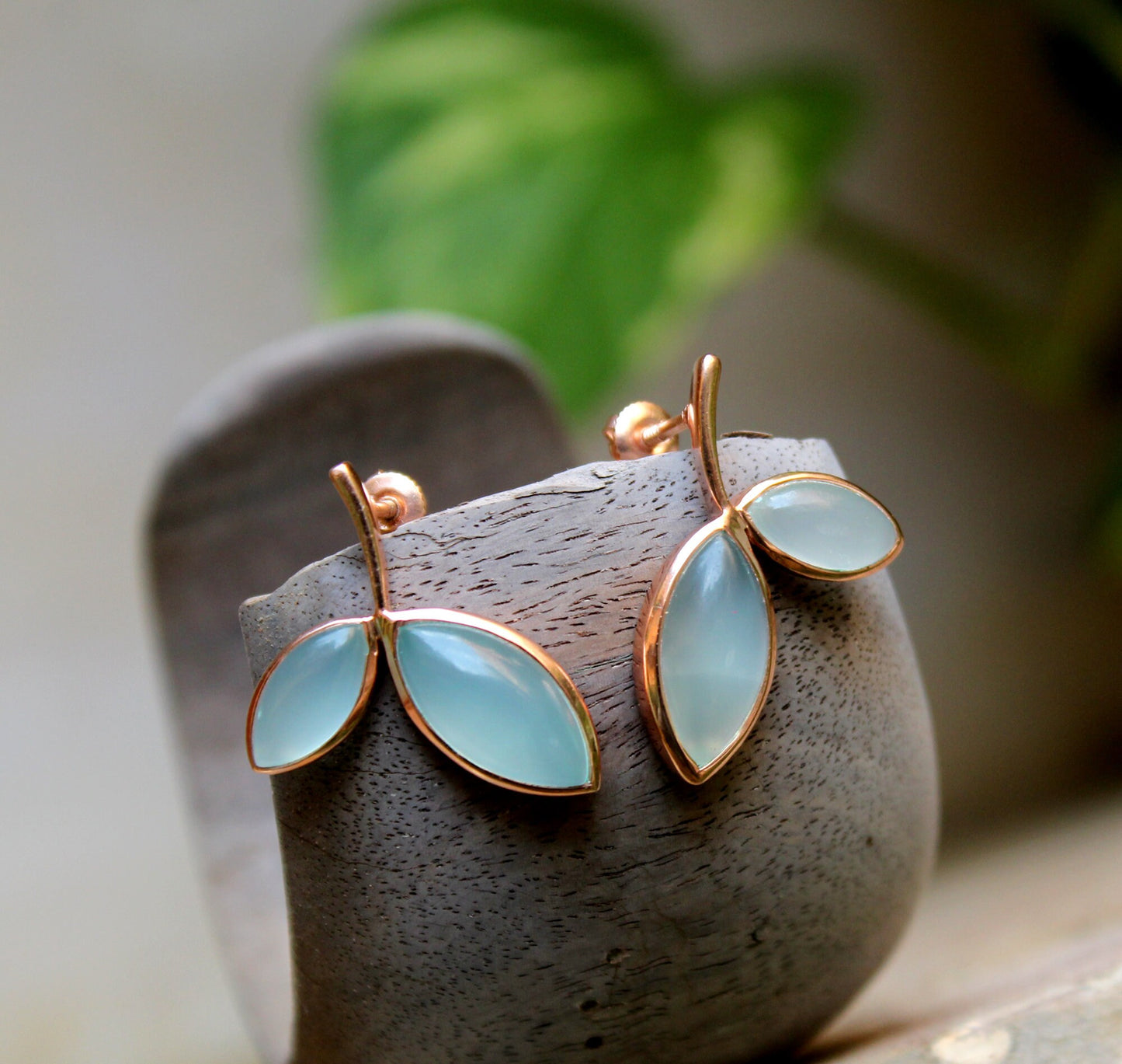 Solid 925 Sterling Silver Jewelry,Genuine Aqua Chalcedony Stud Earring,Leaf Stud Earring,Lovely Chalcedony Stud Earring,Small Stud Earring