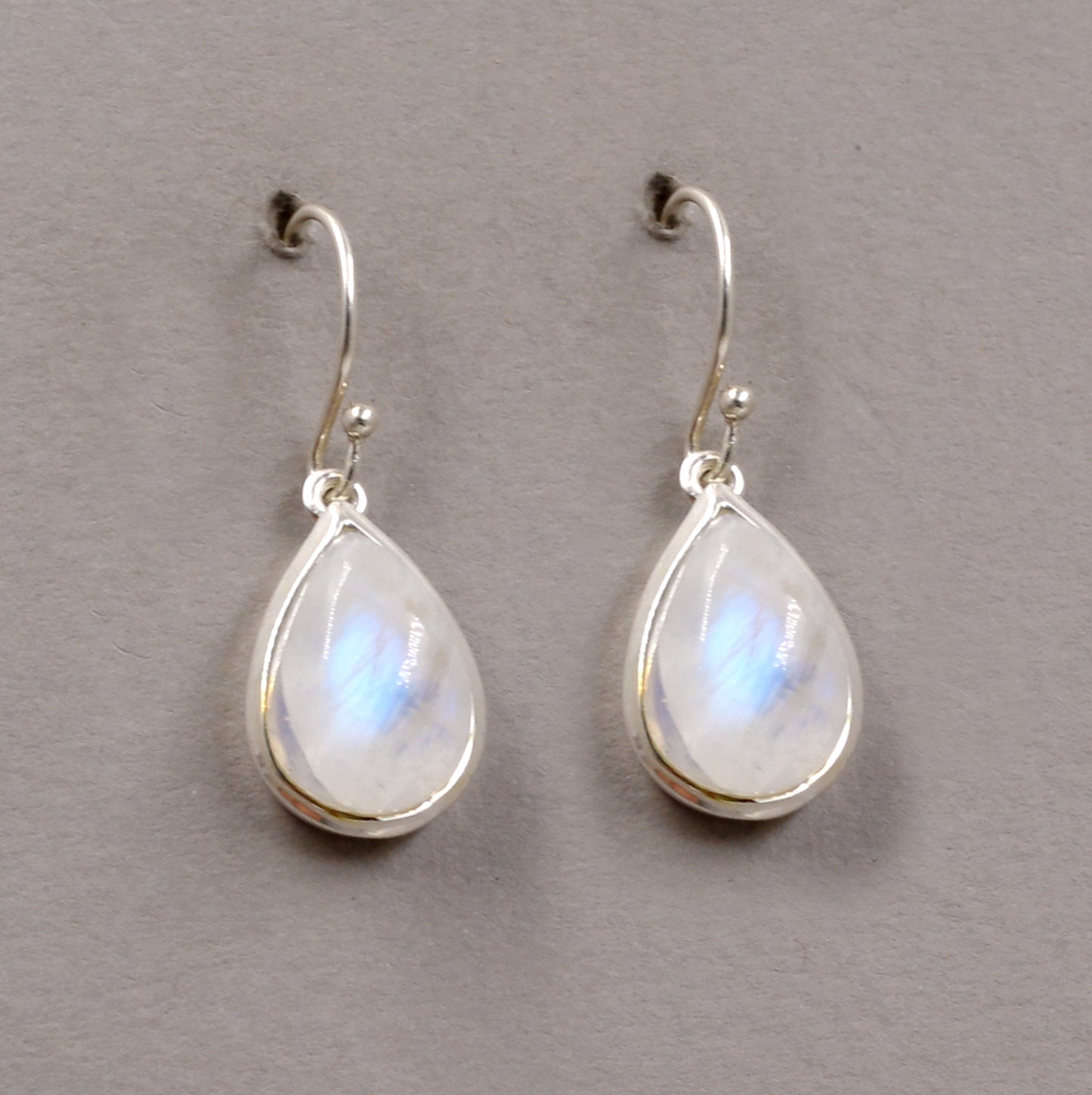 Solid 925 Sterling Silver Jewelry,Moonstone Earring,Handmade Earring,Drop Dangle Earring,Beautiful Cabochon Stone Earring Birthday Earring