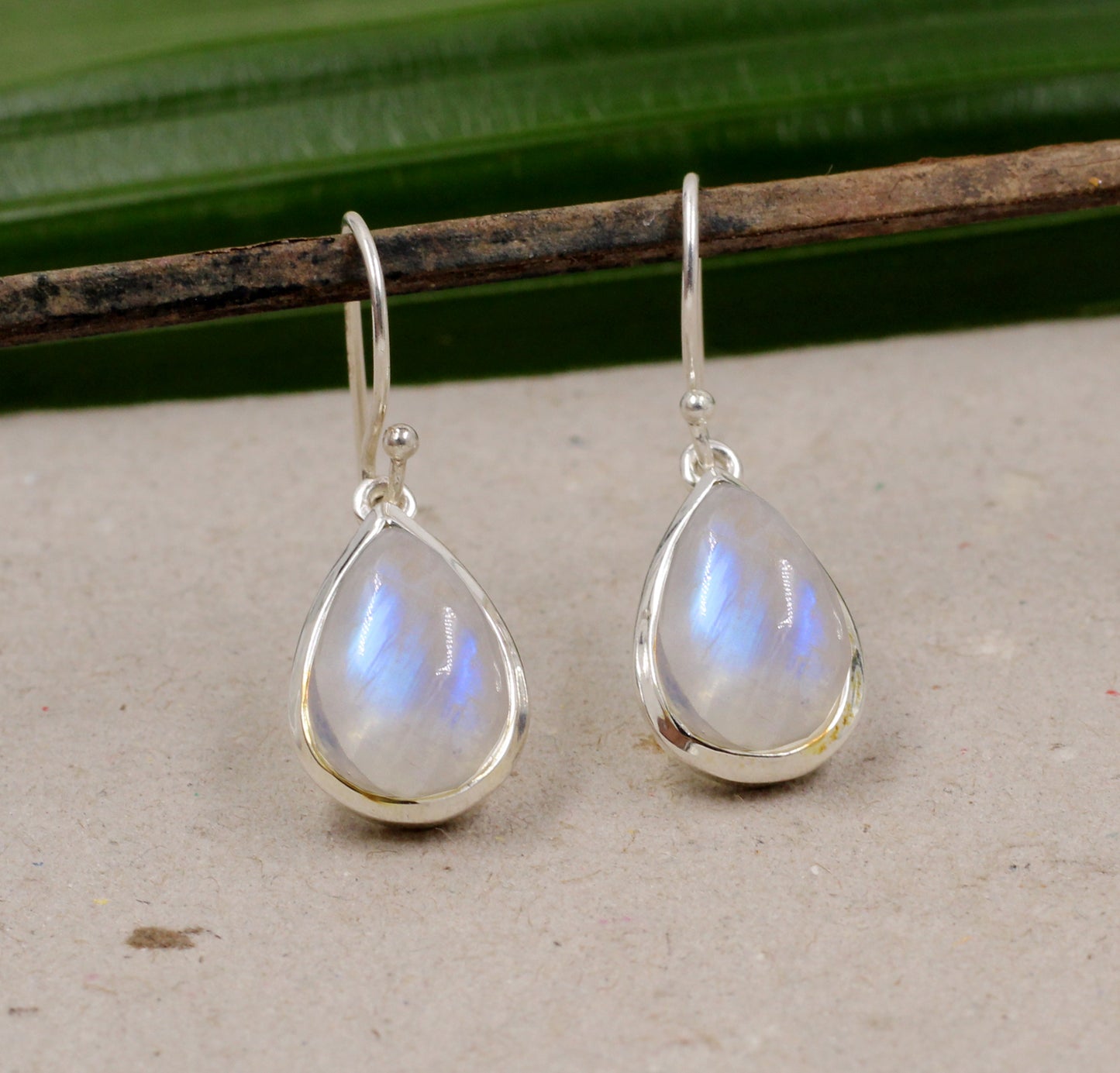 Solid 925 Sterling Silver Jewelry,Moonstone Earring,Handmade Earring,Drop Dangle Earring,Beautiful Cabochon Stone Earring Birthday Earring