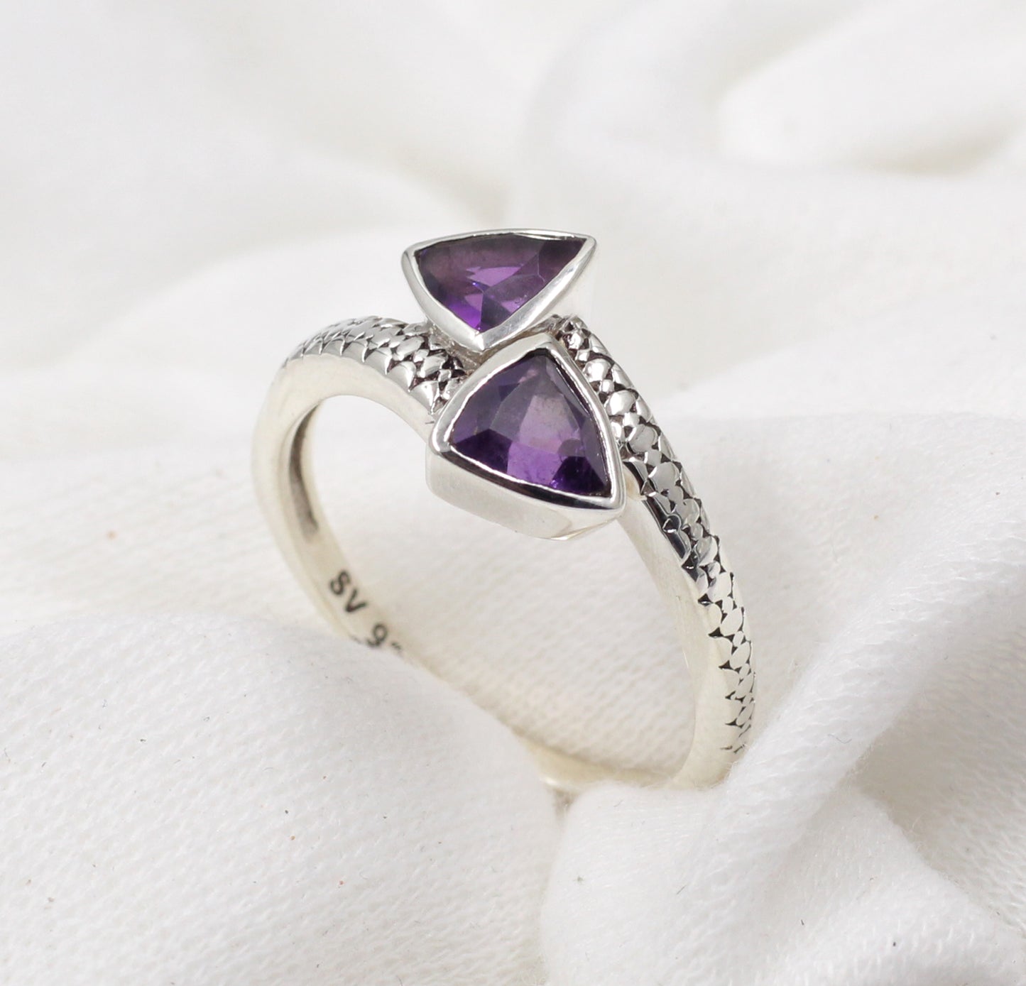 Prismatic Purple Amethyst Ring,Textured 925 silver jewelry,Proposal Ring,Anniversary Ring,My Thanksgiving Gift for Mom