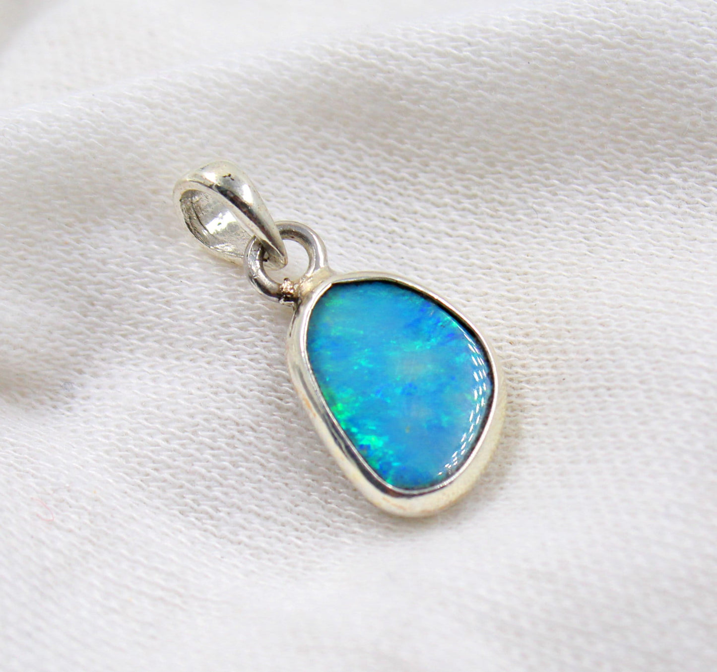 Australian Opal Doublet Pendant,Solid 925 Sterling Silver,Casual Wear Gemstone Jewelry,Valentine's Day Gift,Birthday Gift for your daughter