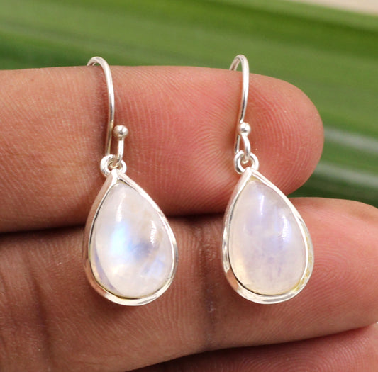 Solid 925 Sterling Silver Jewelry,Moonstone Earring,Handmade Earring,Drop Dangle Earring,Beautiful Cabochon Stone Earring Birthday Earring