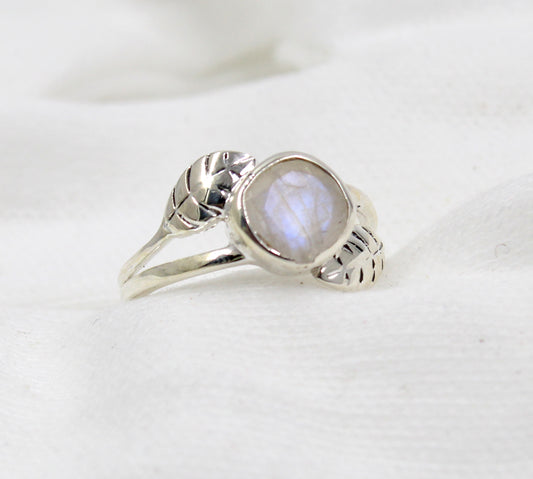 Nature Inspired Ring,Moonstone Leaf Ring,925 Sterling Silver Jewelry,Promise Ring,Valentine Gift,Birthday Gift for Daughter,Daily Wear Ring